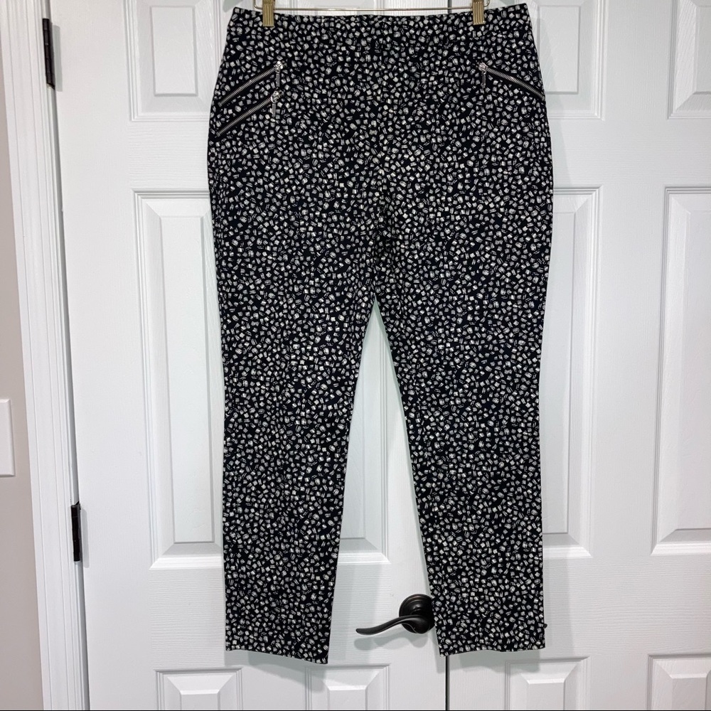 NWT Metaphor Misses Zipper Ankle Pants Black & White Brushstroke Print Size 14